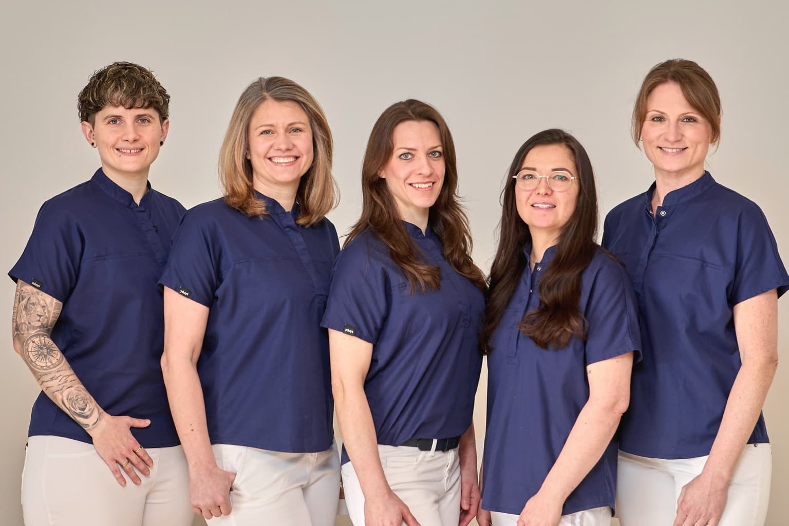Das Assistenz- und Prophylaxeteam der Zahnärzte Odenwald